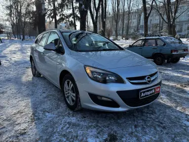 Opel Astra 2013