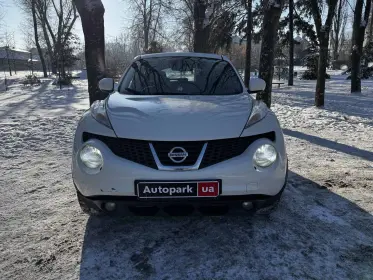 Ниссан Джук 2012 г.