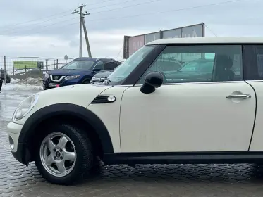 MINI One 2008