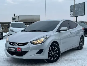 Hyundai Elantra 2011