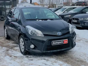 Toyota Yaris 2013