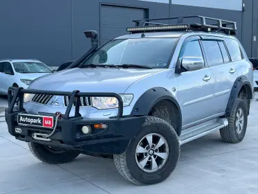 Mitsubishi Pajero Sport 2013