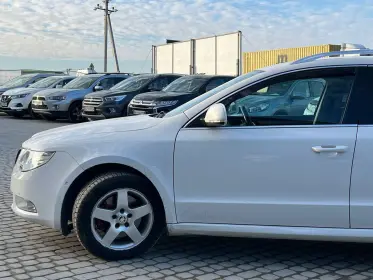 Skoda Superb 2012
