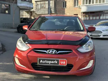 Hyundai Accent 2011