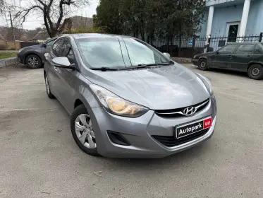 Hyundai Elantra 2011