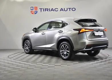 LEXUS NX 300H 2.5L