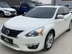 2013 Nissan Altima (L34), Front 2WD, Sunroof