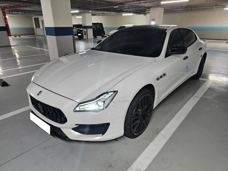 2018 Maserati Quattroporte S Q4 (S/N: 306262) 2018 Maserati Quattroporte S Q4 (S/N: 306262)