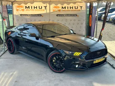 Ford Mustang 3.8 Benzina