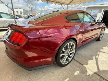 Ford Mustang Coupe