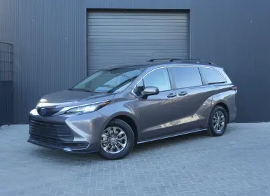 Toyota Sienna