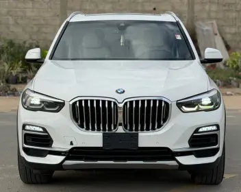BMW X5 Xdrive 2020.