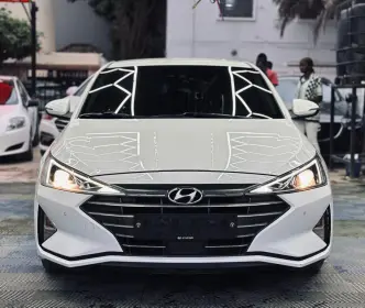 HYUNDAI AVANTE 2020.