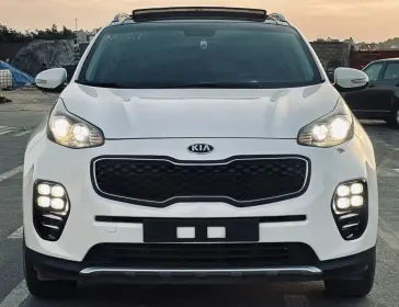 KIA SPORTAGE 2017 White