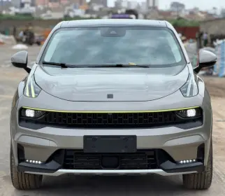LINK & CO 05 Premium SUV