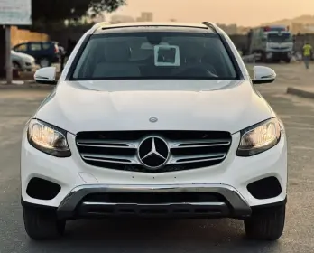 Mercedes GLC300