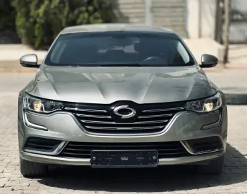 RENAULT SM6
