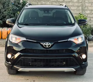 TOYOTA RAV 4 XLE 2017 BLACK