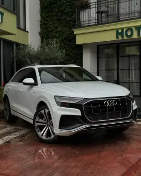 Audi Q8 S Line