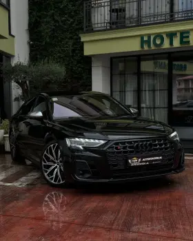 Audi S8