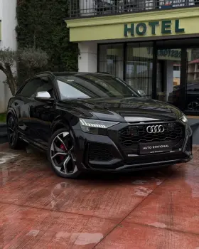 Audi RSQ8