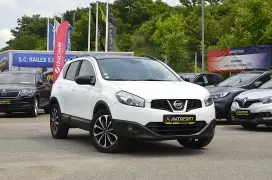 NISSAN QASHQAI 1.6 Benzina TEKNA Stop/Start Connect Edition