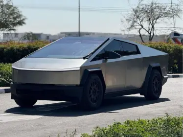 Tesla Cybertruck FOUNDATION SERIES AWD Cyberbeast AMERICAN SPEC NEAT AND CLEAN