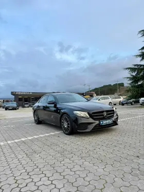Mercedes-Benz E220d 4Matic ///AMG Style///