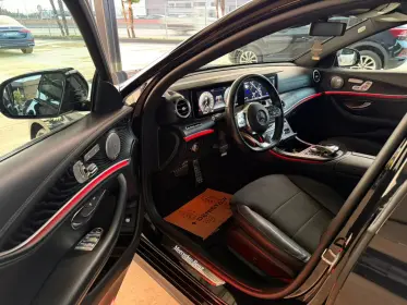 Mercedes-Benz E220d 4Matic ///AMG Style///